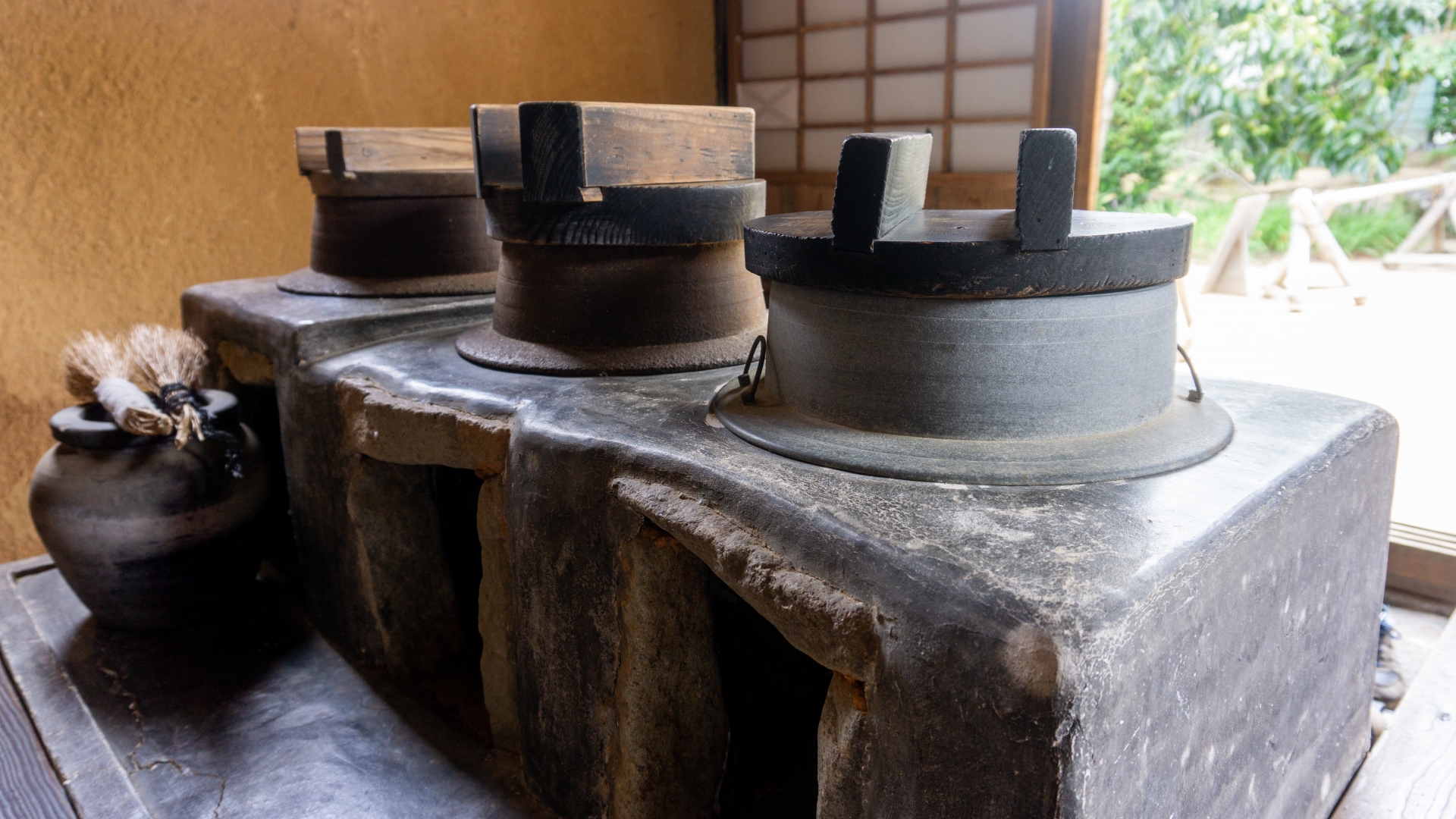 三菱炊飯器 炭炊釜 炊きたてごはん 粒立ち