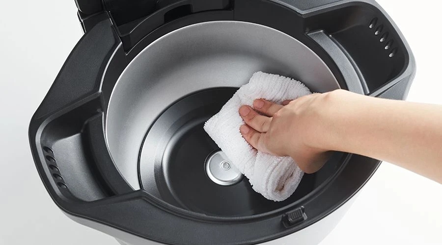 ホットクック KN-HW16H らっクリーンコートでお手入れ簡単